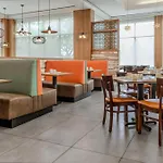 Hilton Garden Inn Denver Airport